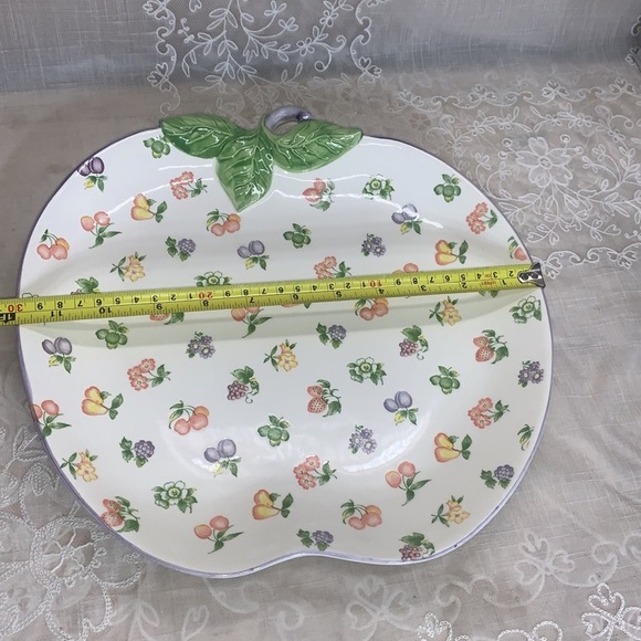 12x12" Vintage Japan Fruity Tominaga Peach shaped platter - Picture 4 of 10